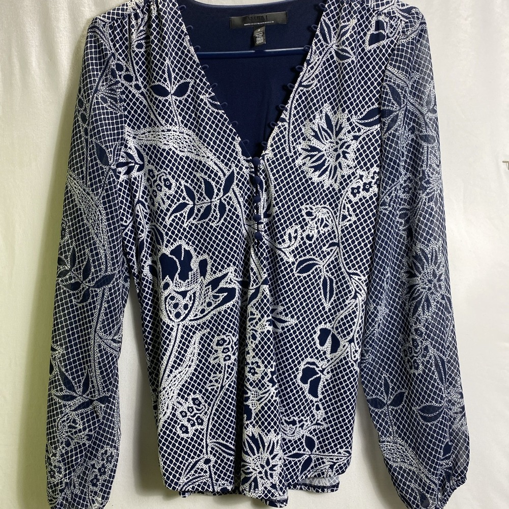 White House Black Market Navy Floral Lattice V-Neck Blouse Long Sleeve Small